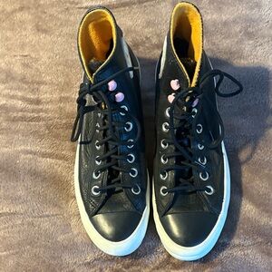 Converse All Star Women’s Size 9 Lugged Heel Leather Rare Shoes Good Condition!